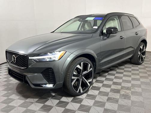 2026 Volvo XC60 B5 Ultra