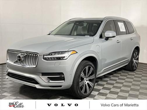 2025 Volvo XC90 Plug-In Hybrid T8 Ultra 7-Seater