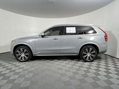 2025 Volvo XC90 Plug-In Hybrid T8 Ultra 7-Seater