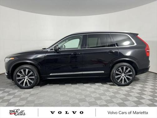 2024 Volvo XC90 B5 Core Bright Theme