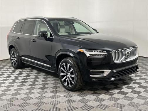 2024 Volvo XC90 B5 Core Bright Theme