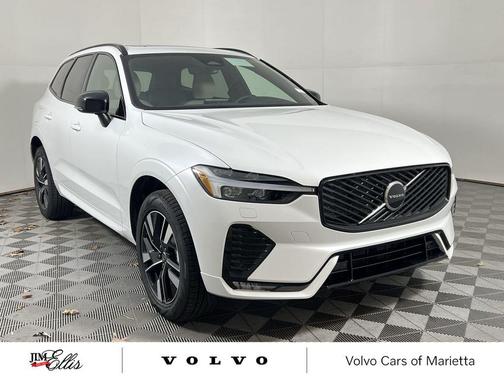 2026 Volvo XC60 B5 Core