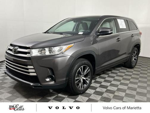 2017 Toyota Highlander LE