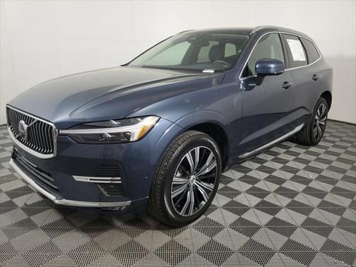 2023 Volvo XC60 B5 Plus Bright Theme