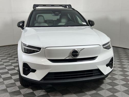 2026 Volvo EX40 Single Motor Extended Range Plus