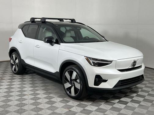 2026 Volvo EX40 Single Motor Extended Range Plus