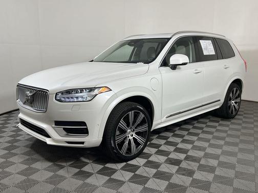 2024 Volvo XC90 Recharge Plug-In Hybrid T8 Ultimate 6-Seater