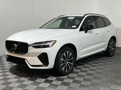 2025 Volvo XC60 B5 Core