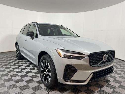 2025 Volvo XC60 B5 Core