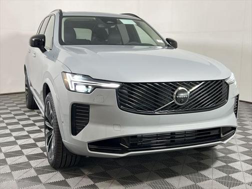 2026 Volvo XC90 Plug-In Hybrid T8 Ultra Dark Theme 7-Seater