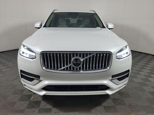 2021 Volvo XC90 T6 Inscription