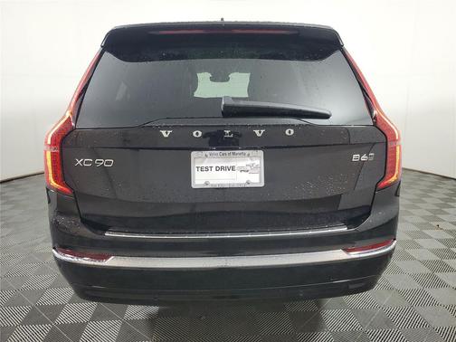 Onyx Black Metallic 2026 Volvo XC90 Ultra, B6 AWD Gas (mild hybrid), Gasoline, Bright, 7 Seats