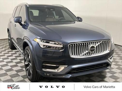 2024 Volvo XC90 B5 Plus Bright Theme
