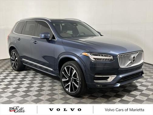 2024 Volvo XC90 B5 Plus Bright Theme