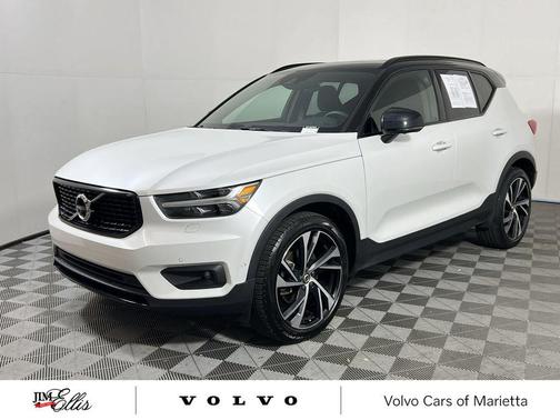 2021 Volvo XC40 T5 R-Design