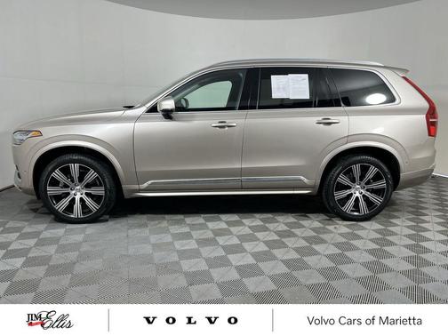 2024 Volvo XC90 B6 Plus Bright Theme 7-Seater