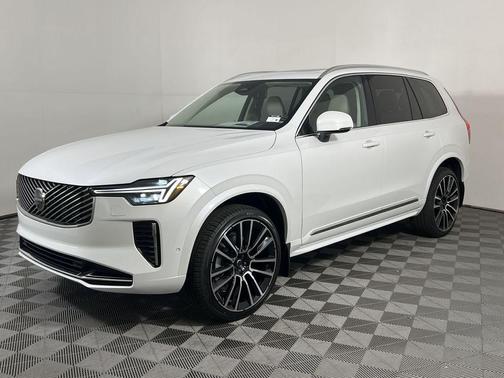 2026 Volvo XC90 B6 Ultra 6-Seater