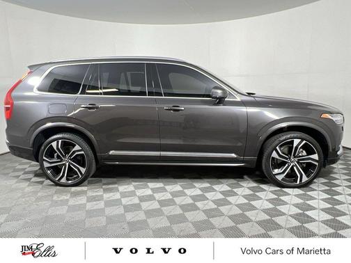 2024 Volvo XC90 B6 Ultimate Bright Theme 7-Seater