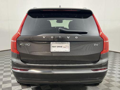 2024 Volvo XC90 B6 Ultimate Bright Theme 7-Seater