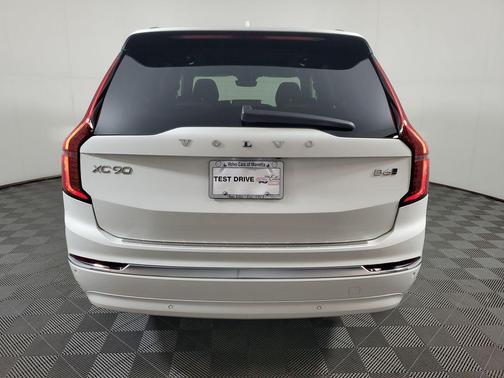 Crystal White Pearl 2026 Volvo XC90 Plus, B6 AWD Gas (mild hybrid), Gasoline, Bright, 7 Seats