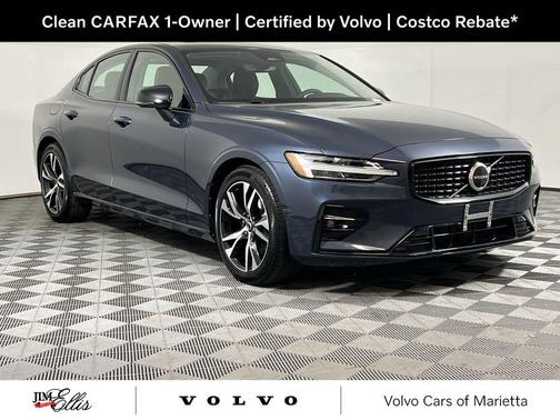 2024 Volvo S60 B5 Core Dark Theme