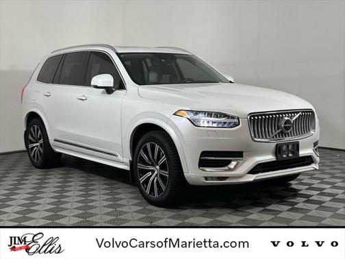 2022 Volvo XC90 T6 Inscription