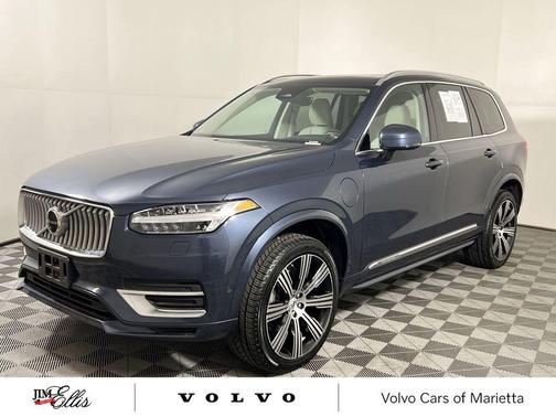 2023 Volvo XC90 Recharge Plug-In Hybrid T8 Plus Bright Theme 7-Seater