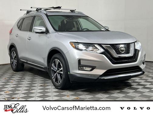 2017 Nissan Rogue SL