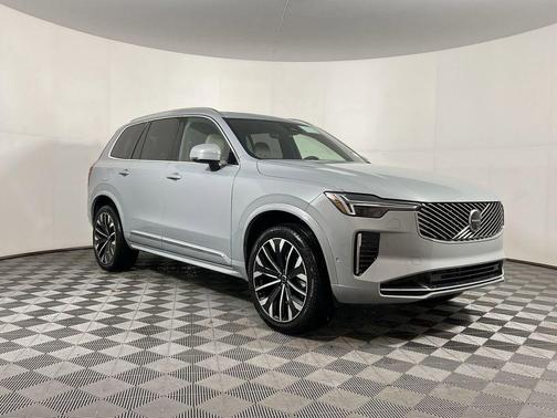 2026 Volvo XC90 B6 Plus 7-Seater