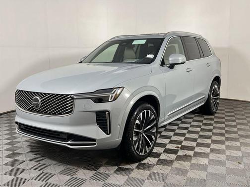 2026 Volvo XC90 B6 Plus 7-Seater