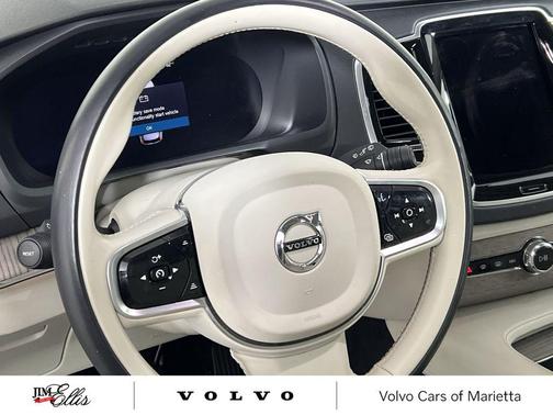 2024 Volvo XC90 B6 Plus Bright Theme 7-Seater