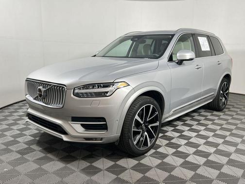 2024 Volvo XC90 B6 Plus Bright Theme 7-Seater