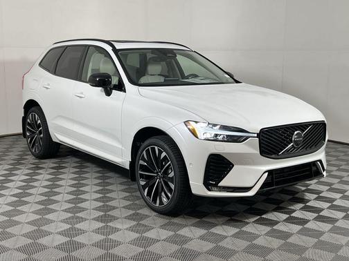 2026 Volvo XC60 B5 Ultra