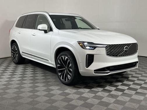 2026 Volvo XC90 B6 Plus 7-Seater