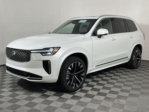 2026 Volvo XC90 B6 Plus 7-Seater