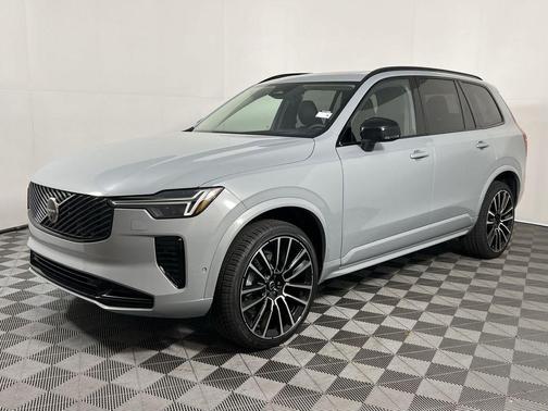 2026 Volvo XC90 B6 Ultra Dark Theme 7-Seater