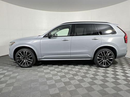 2026 Volvo XC90 B6 Ultra Dark Theme 7-Seater
