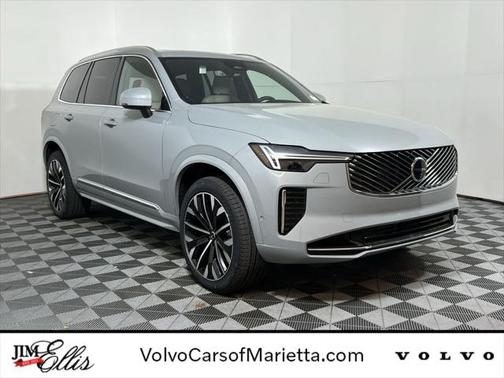 2025 Volvo XC90 Plug-In Hybrid T8 Plus 7-Seater