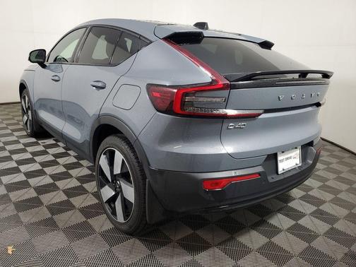 Thunder Gray Metallic 2023 Volvo C40 Recharge Pure Electric Twin Ultimate