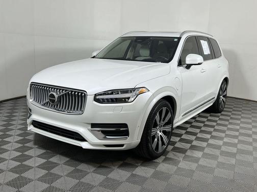 2024 Volvo XC90 Recharge Plug-In Hybrid T8 Ultimate Bright Theme 7-Seater