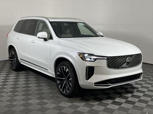 2026 Volvo XC90 B6 Plus 7-Seater