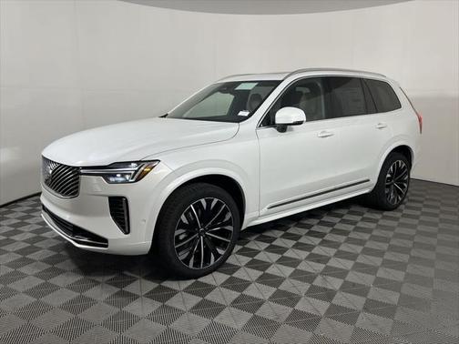 2026 Volvo XC90 B6 Plus 7-Seater