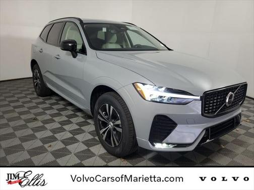 2025 Volvo XC60 B5 Core