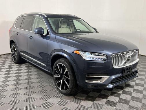 2024 Volvo XC90 B6 Plus Bright Theme 7-Seater