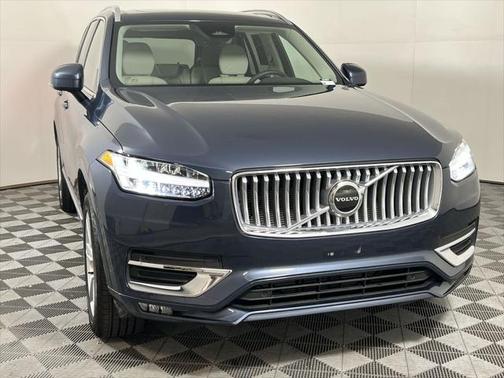 2024 Volvo XC90 B5 Core Bright Theme