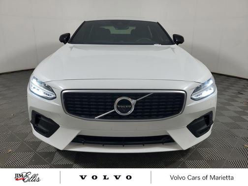Crystal White Metallic 2020 Volvo S90 T6 R-Design