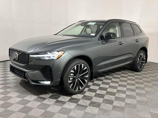 2026 Volvo XC60 B5 Ultra