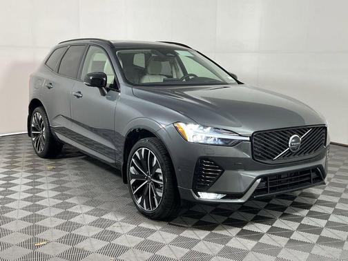 2026 Volvo XC60 B5 Ultra