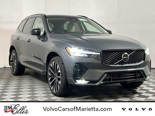 2026 Volvo XC60 B5 Ultra