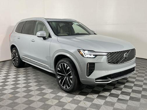 2026 Volvo XC90 Plug-In Hybrid T8 Plus 7-Seater